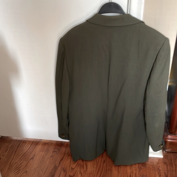 HOLT RENFREW Classics Blazer - Picture 3 of 6